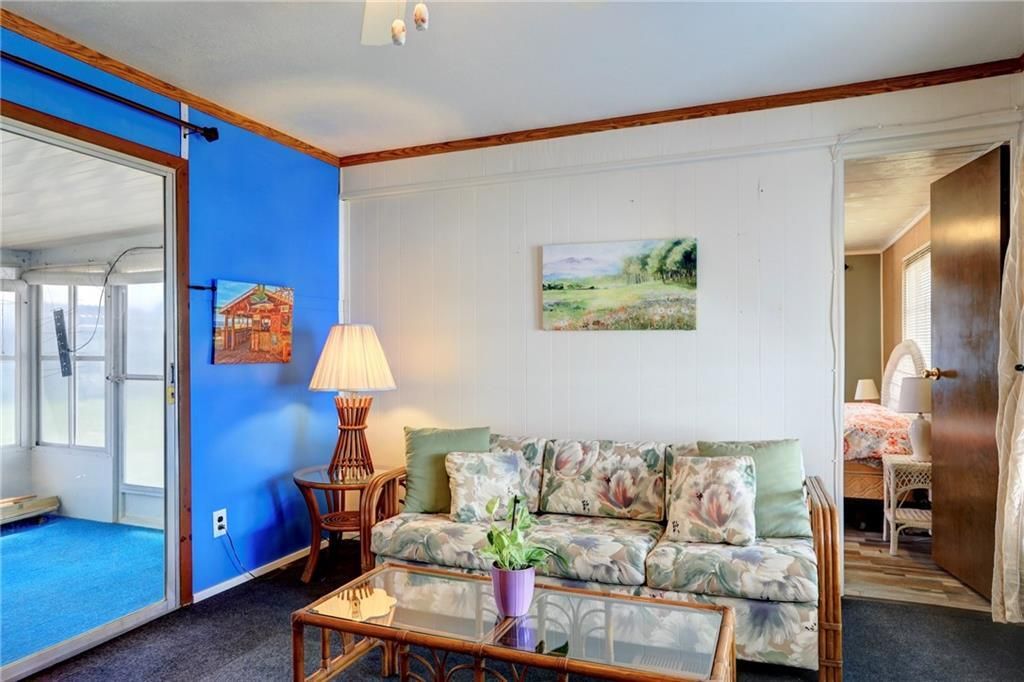 For Sale: $92,000 (2 beds, 1 baths, 672 Square Feet)