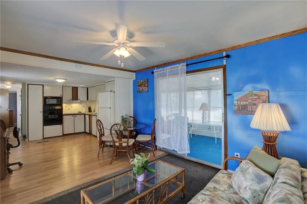 For Sale: $92,000 (2 beds, 1 baths, 672 Square Feet)