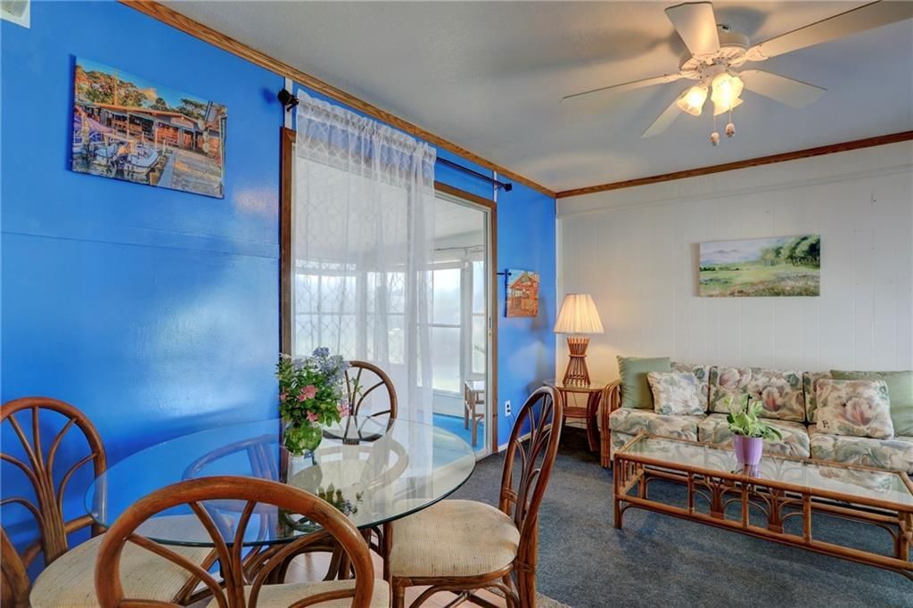 For Sale: $92,000 (2 beds, 1 baths, 672 Square Feet)