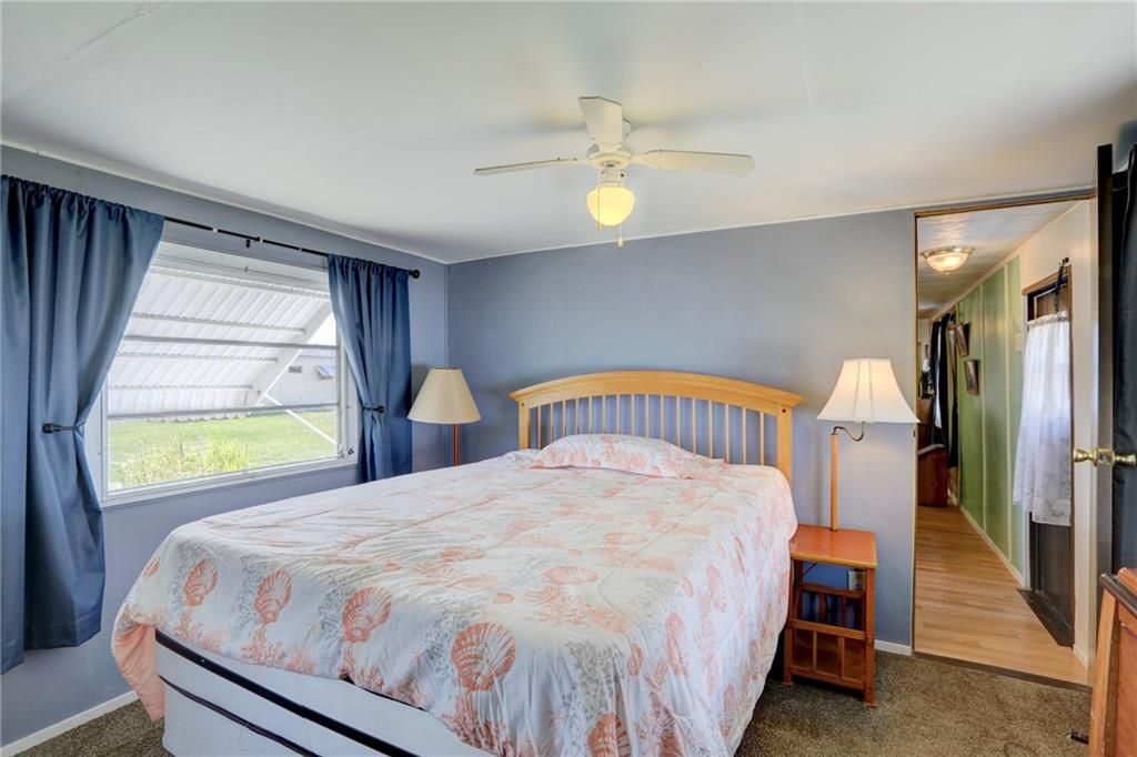 For Sale: $92,000 (2 beds, 1 baths, 672 Square Feet)