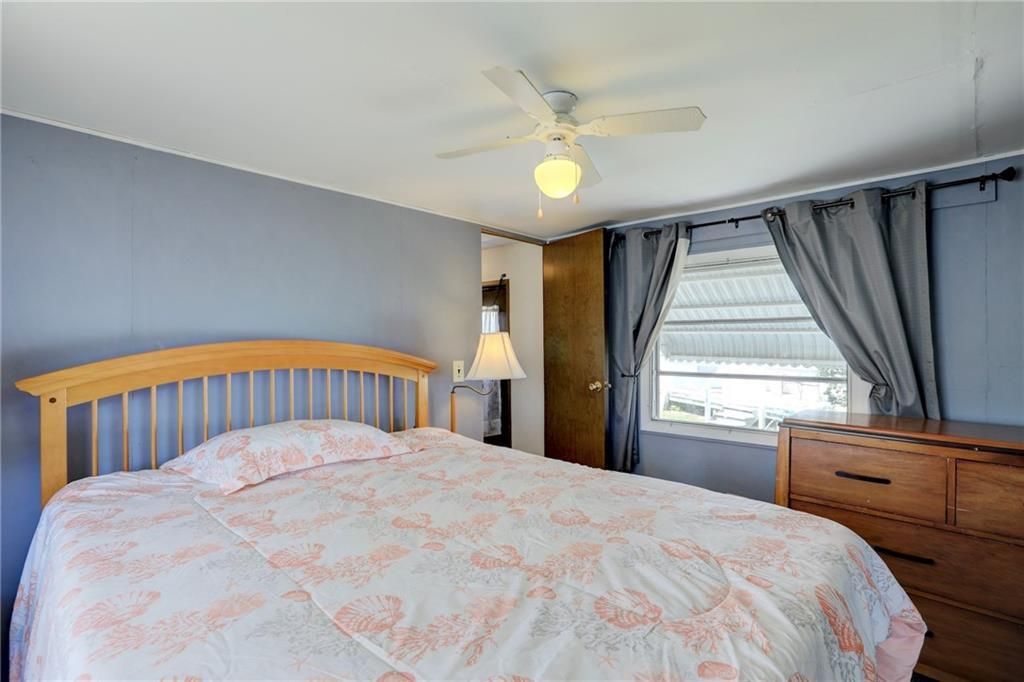 For Sale: $92,000 (2 beds, 1 baths, 672 Square Feet)