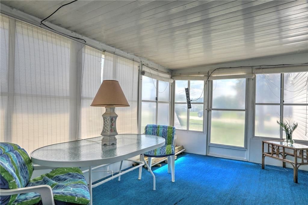 For Sale: $92,000 (2 beds, 1 baths, 672 Square Feet)