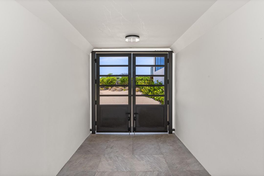 На продажу: $85,000,000 (6 спален, 10 ванн, 19661 Квадратных фут)