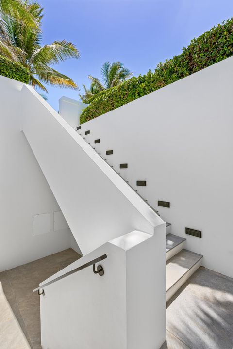 На продажу: $85,000,000 (6 спален, 10 ванн, 19661 Квадратных фут)