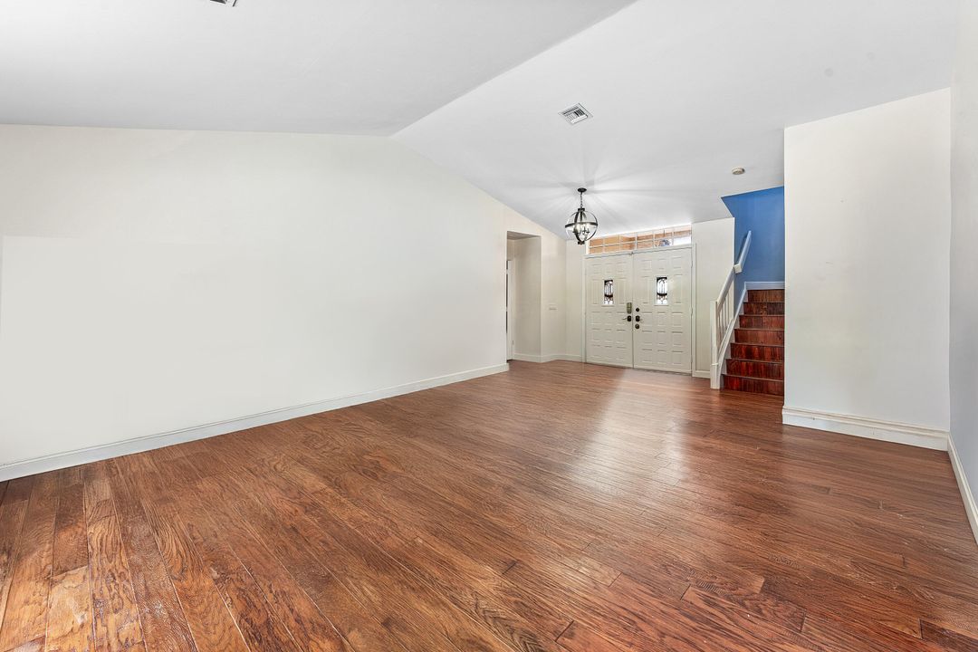 For Sale: $689,000 (4 beds, 3 baths, 2410 Square Feet)