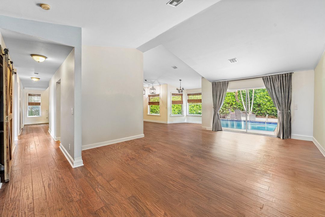 For Sale: $689,000 (4 beds, 3 baths, 2410 Square Feet)