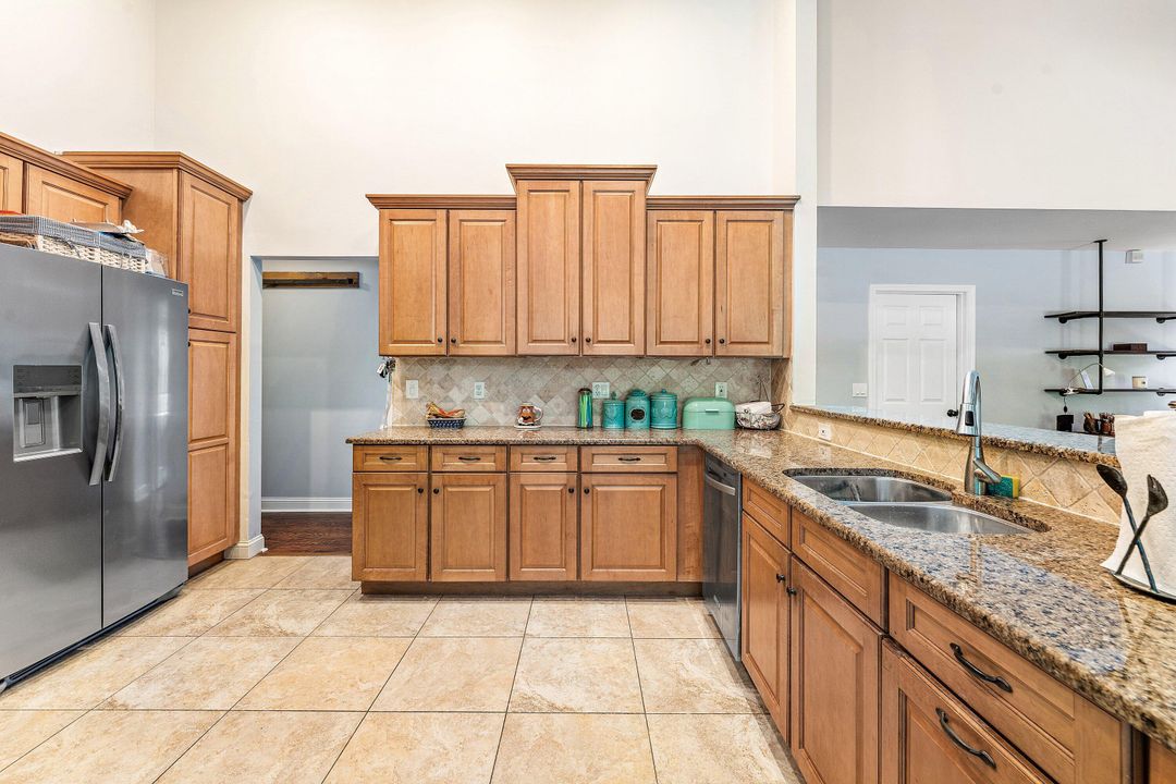 For Sale: $689,000 (4 beds, 3 baths, 2410 Square Feet)