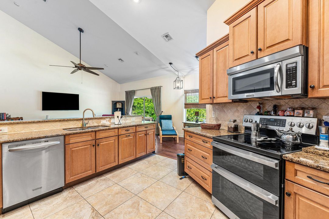 For Sale: $689,000 (4 beds, 3 baths, 2410 Square Feet)