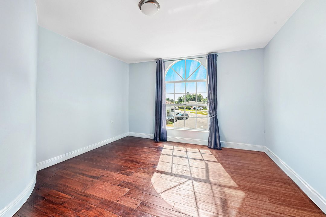 For Sale: $689,000 (4 beds, 3 baths, 2410 Square Feet)