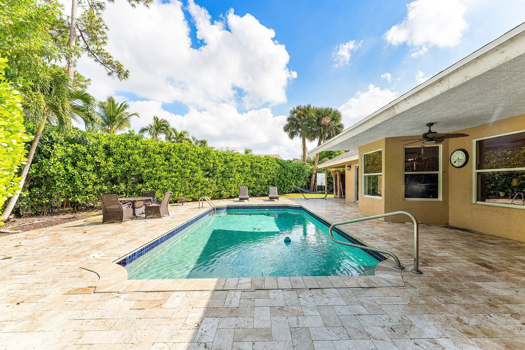 For Sale: $689,000 (4 beds, 3 baths, 2410 Square Feet)