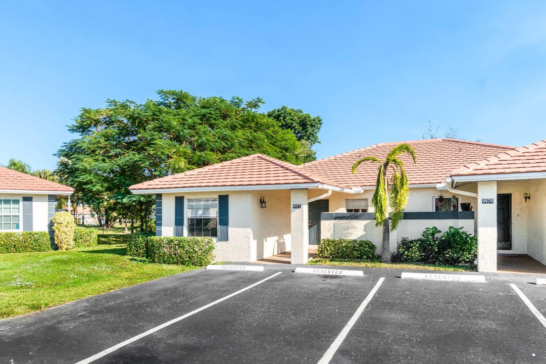 出租: $2,400 (2 贝兹, 2 浴室, 1026 平方英尺)