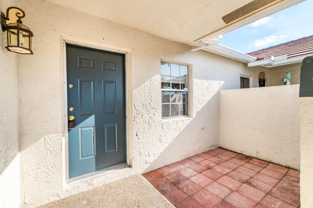 出租: $2,400 (2 贝兹, 2 浴室, 1026 平方英尺)