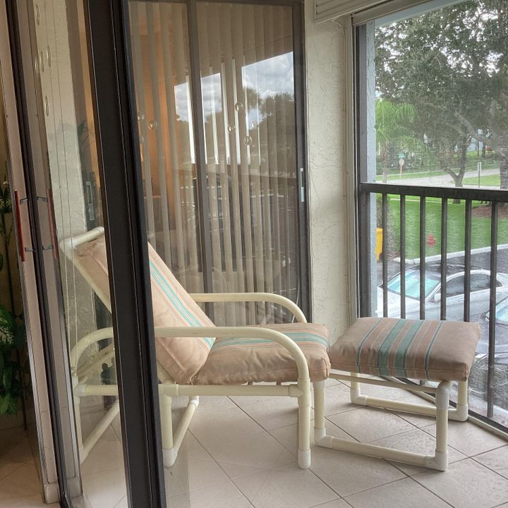 En Renta: $2,000 (2 camas, 2 baños, 900 Pies cuadrados)