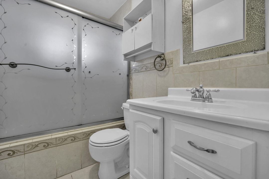 待售: $375,000 (2 贝兹, 2 浴室, 1265 平方英尺)