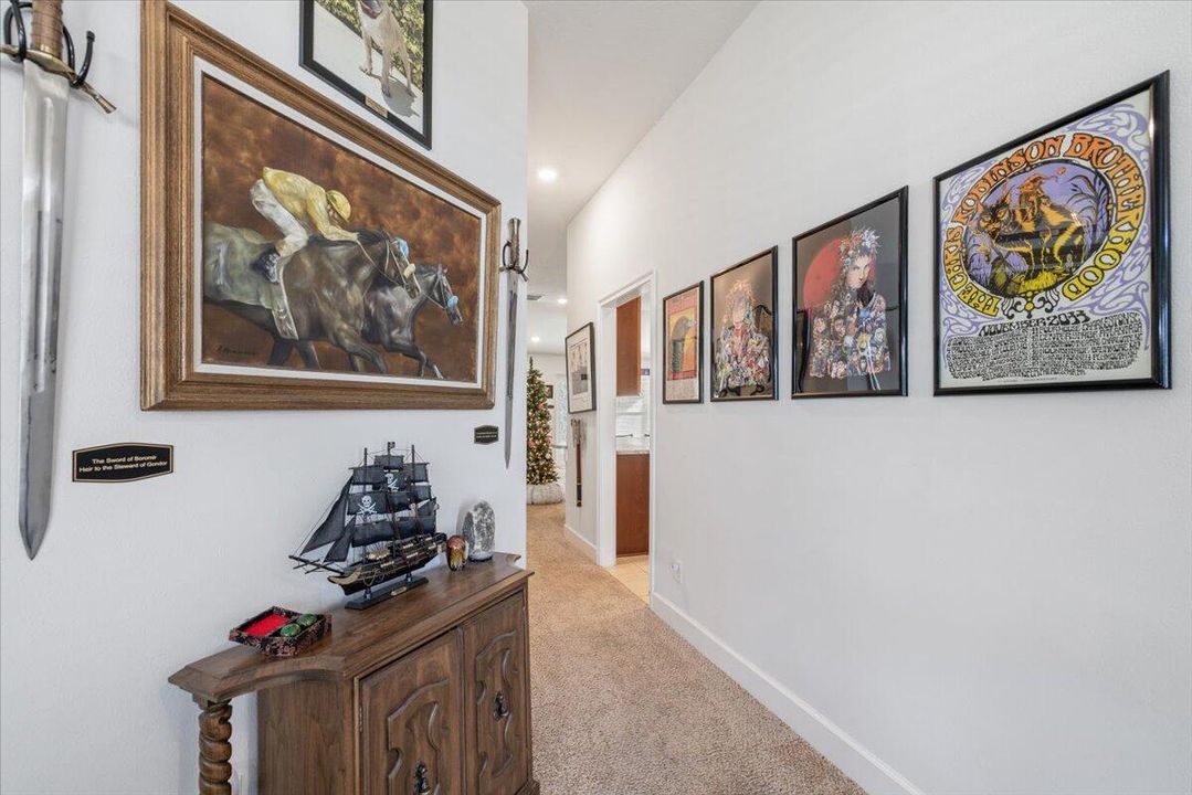 For Sale: $300,000 (3 beds, 2 baths, 1477 Square Feet)