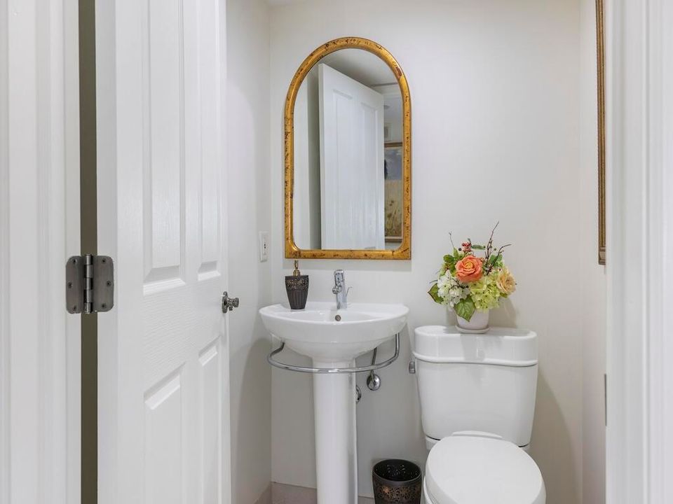 待售: $988,888 (3 贝兹, 2 浴室, 2701 平方英尺)