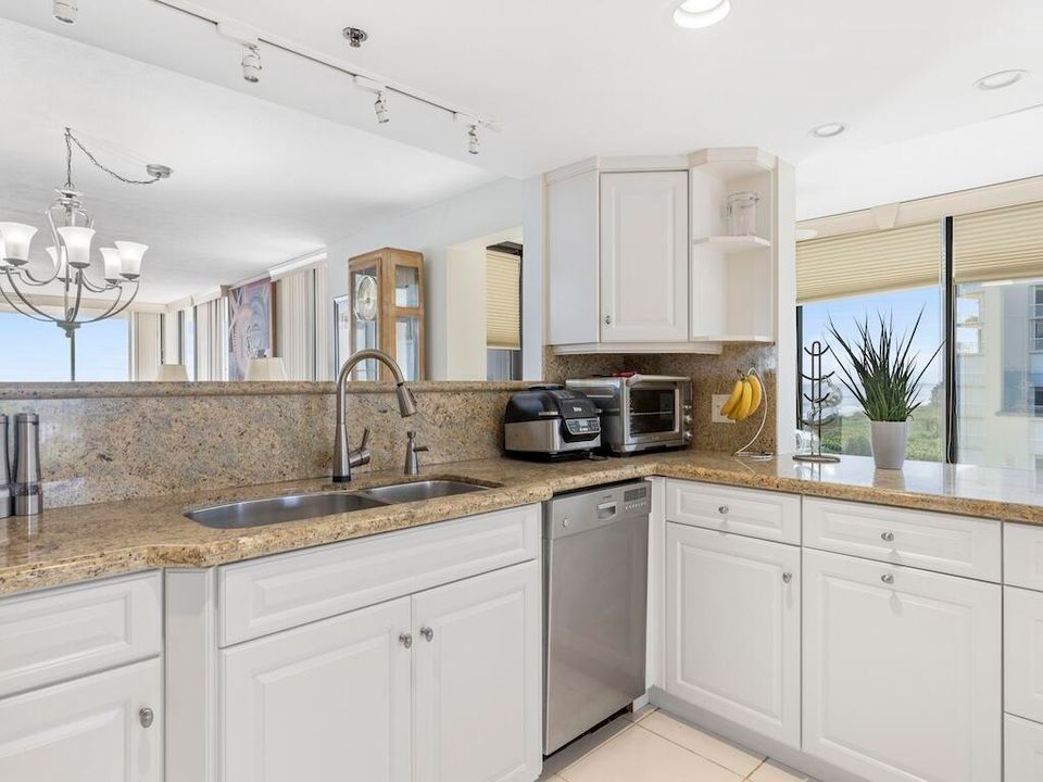 待售: $988,888 (3 贝兹, 2 浴室, 2701 平方英尺)