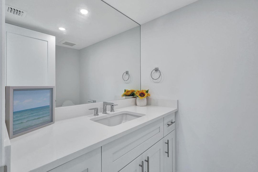 For Sale: $319,000 (2 beds, 2 baths, 1400 Square Feet)