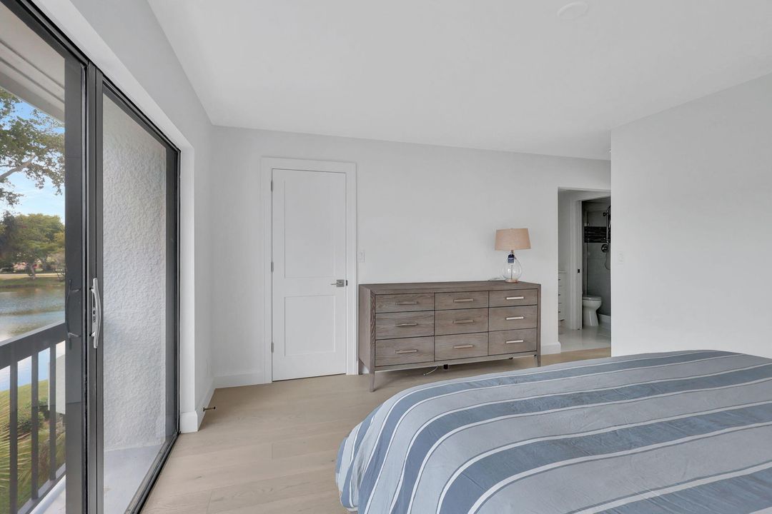 For Sale: $319,000 (2 beds, 2 baths, 1400 Square Feet)