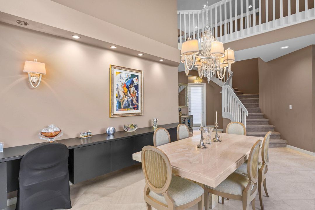 For Sale: $849,900 (3 beds, 3 baths, 2367 Square Feet)