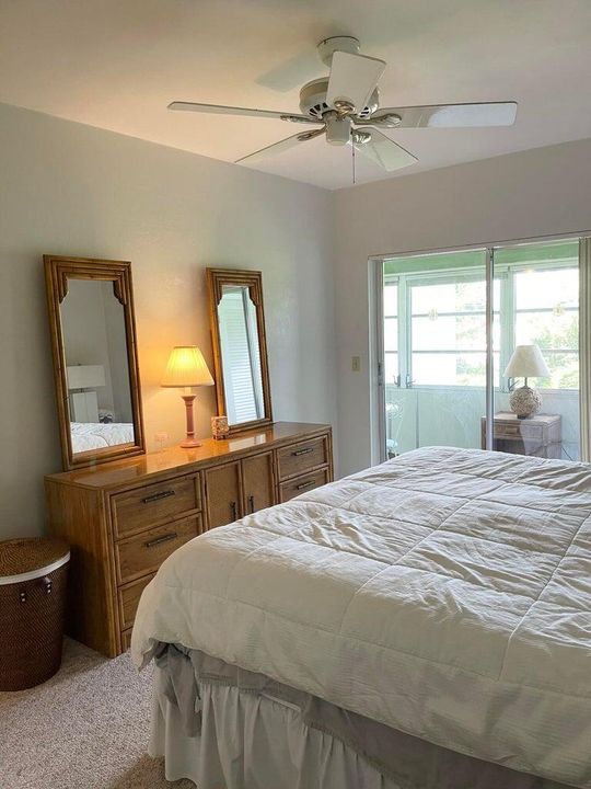 For Rent: $1,650 (2 beds, 2 baths, 819 Square Feet)