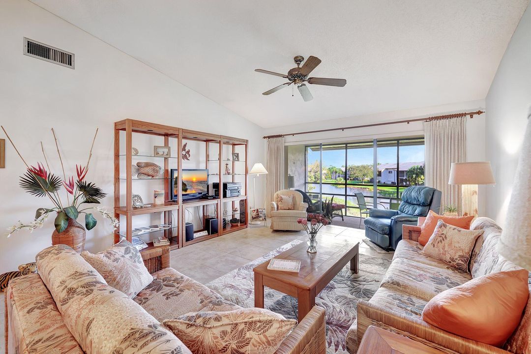 待售: $199,000 (2 贝兹, 2 浴室, 1209 平方英尺)