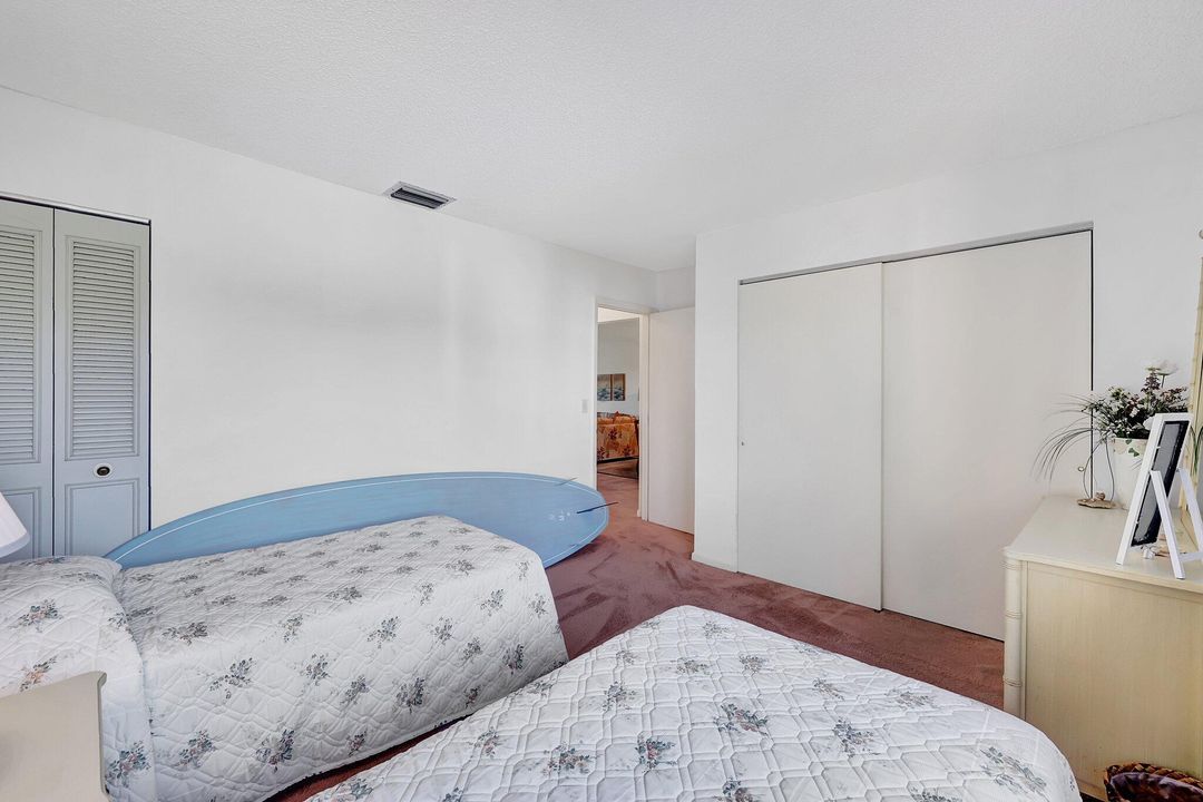 待售: $199,000 (2 贝兹, 2 浴室, 1209 平方英尺)