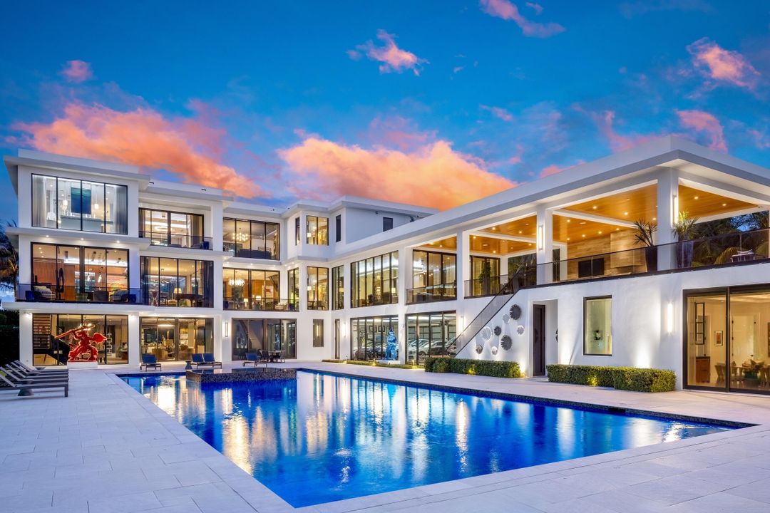 На продажу: $85,000,000 (6 спален, 10 ванн, 19661 Квадратных фут)