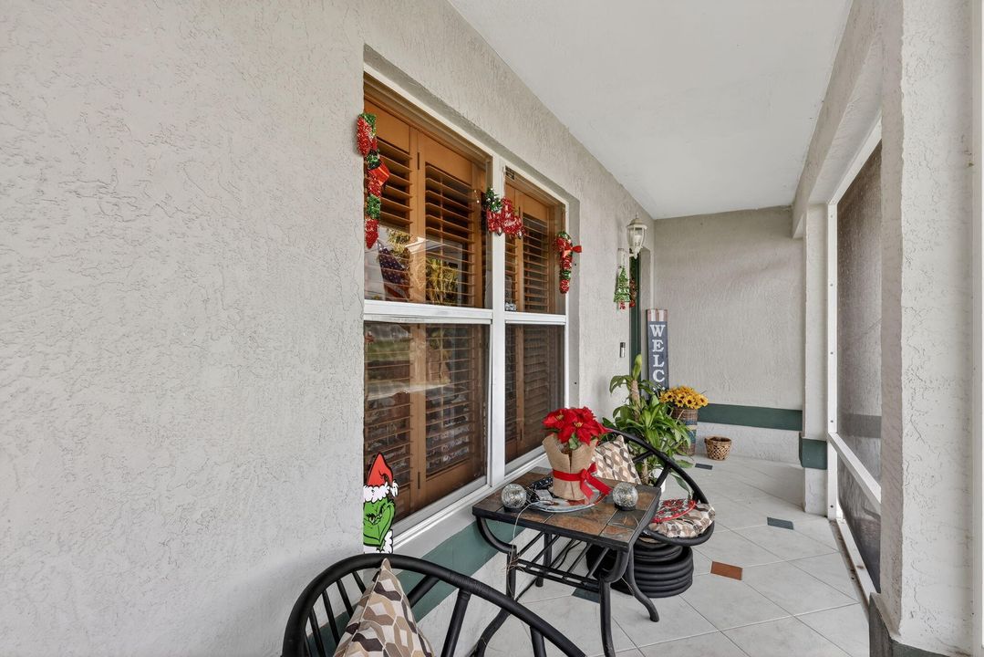 На продажу: $350,000 (3 спален, 2 ванн, 1254 Квадратных фут)