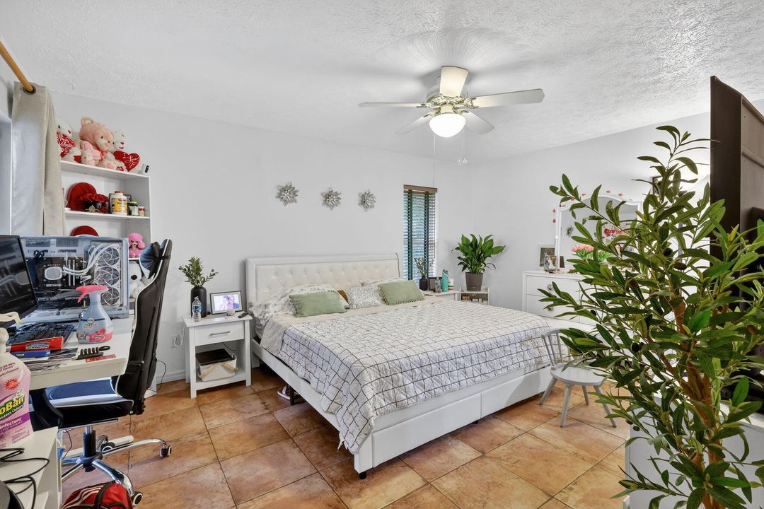 На продажу: $350,000 (3 спален, 2 ванн, 1254 Квадратных фут)