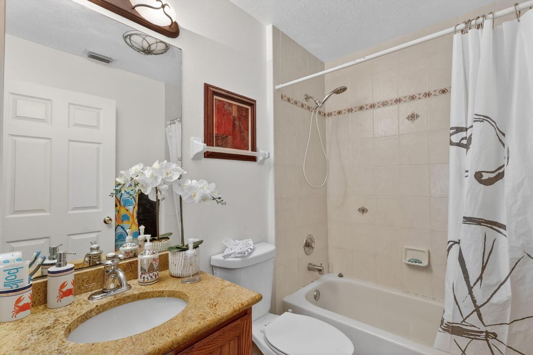 На продажу: $350,000 (3 спален, 2 ванн, 1254 Квадратных фут)