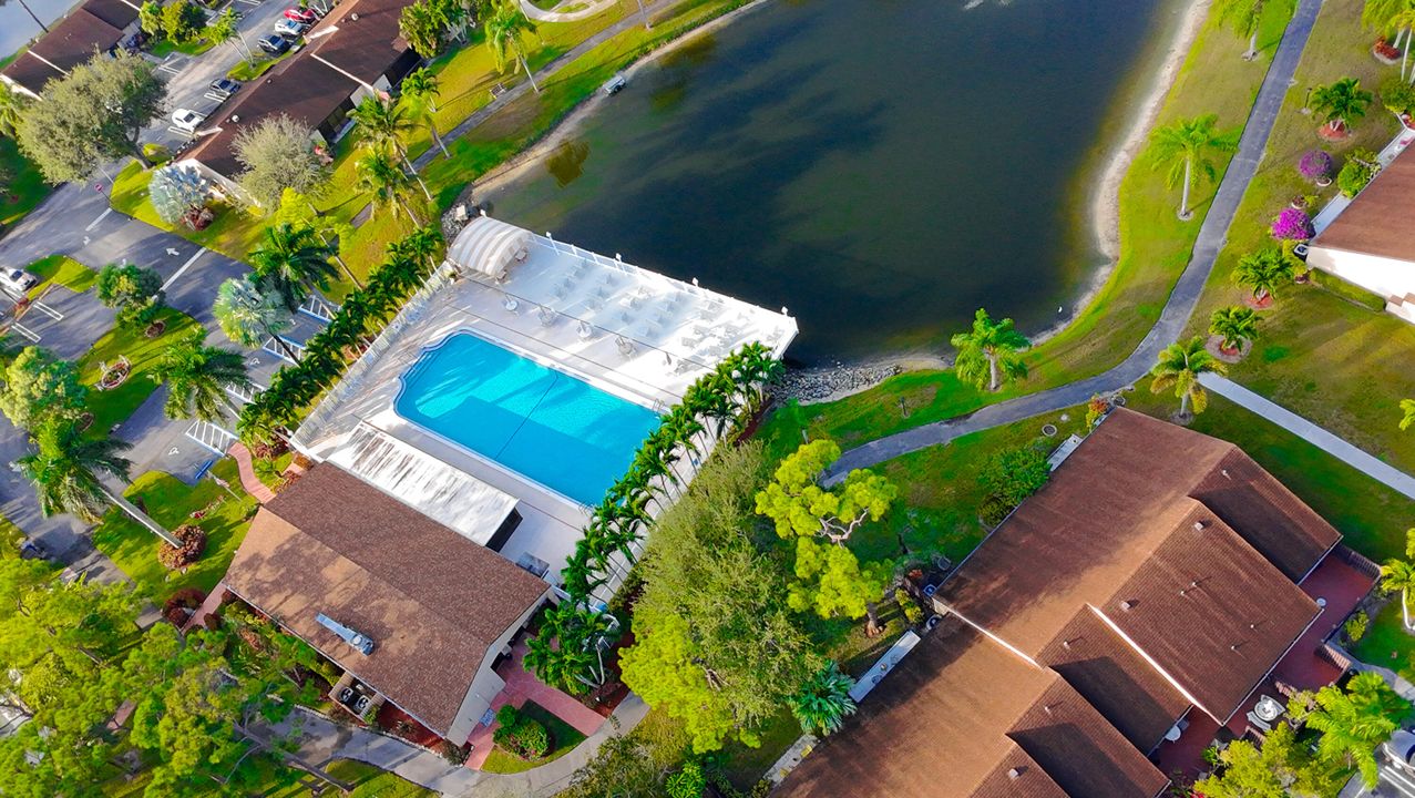 В аренду: $1,750 (1 спален, 1 ванн, 717 Квадратных фут)