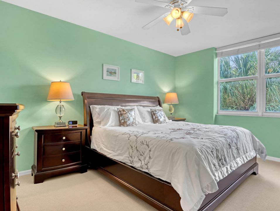 На продажу: $459,000 (2 спален, 2 ванн, 1329 Квадратных фут)