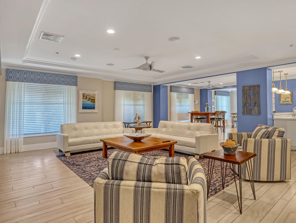 На продажу: $459,000 (2 спален, 2 ванн, 1329 Квадратных фут)