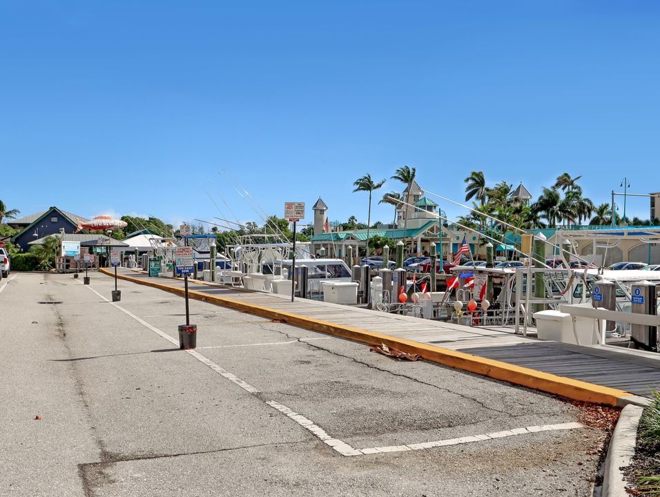 На продажу: $459,000 (2 спален, 2 ванн, 1329 Квадратных фут)