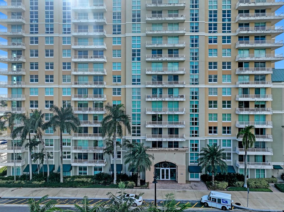 На продажу: $459,000 (2 спален, 2 ванн, 1329 Квадратных фут)