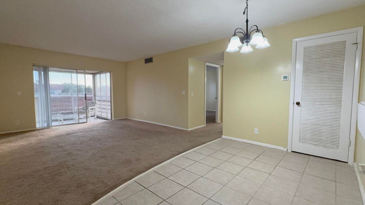 For Rent: $1,600 (2 beds, 2 baths, 1088 Square Feet)