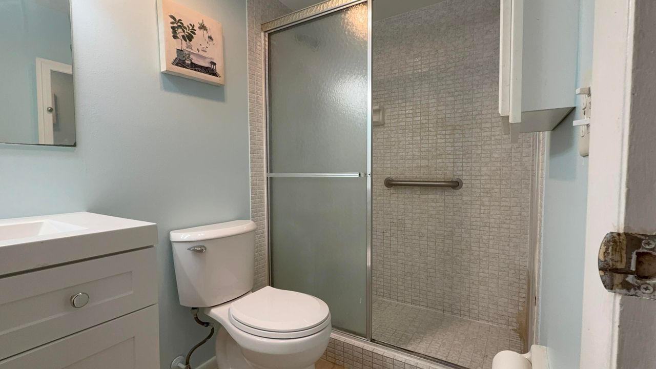For Rent: $1,600 (2 beds, 2 baths, 1088 Square Feet)