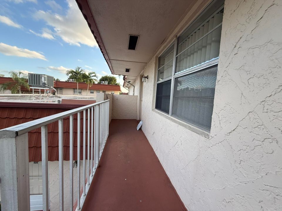 For Rent: $1,600 (2 beds, 2 baths, 1088 Square Feet)