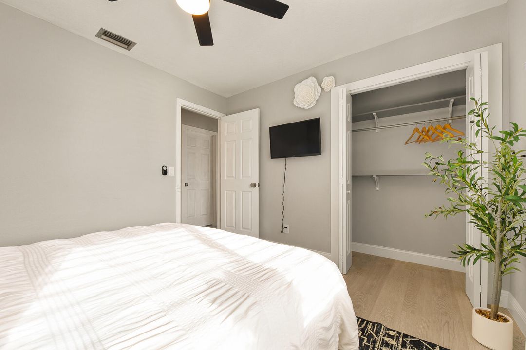 For Sale: $524,900 (3 beds, 2 baths, 1323 Square Feet)