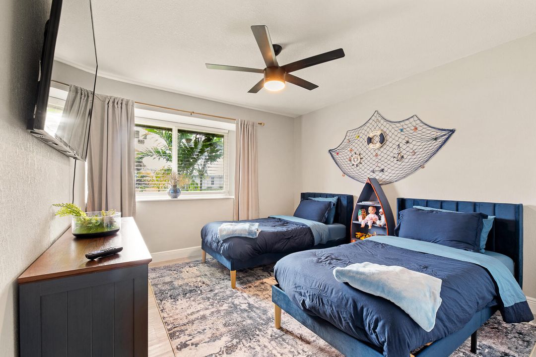 For Sale: $524,900 (3 beds, 2 baths, 1323 Square Feet)