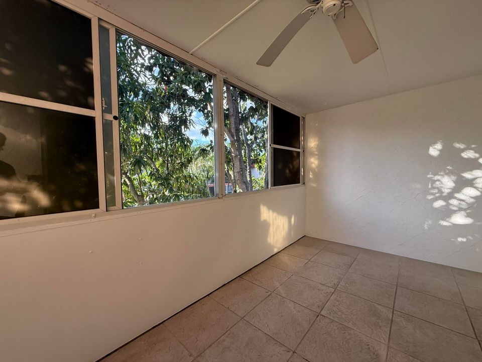 For Rent: $1,600 (2 beds, 2 baths, 1088 Square Feet)