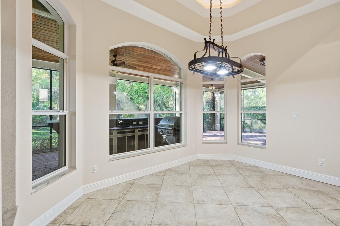 For Sale: $525,000 (3 beds, 3 baths, 2668 Square Feet)