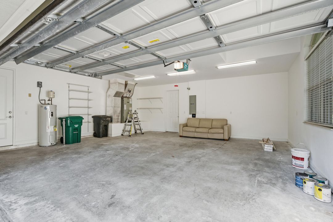 For Sale: $525,000 (3 beds, 3 baths, 2668 Square Feet)