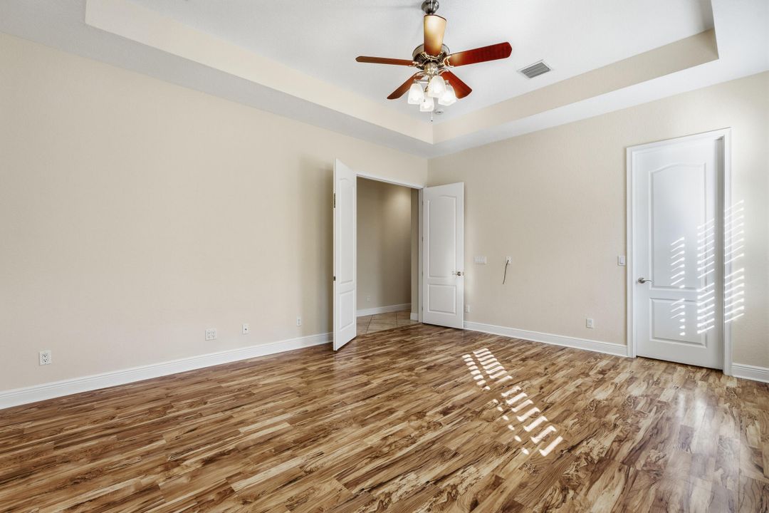 For Sale: $525,000 (3 beds, 3 baths, 2668 Square Feet)