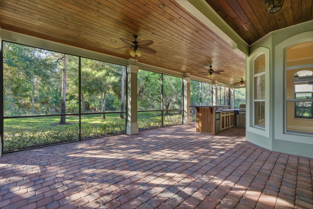 For Sale: $525,000 (3 beds, 3 baths, 2668 Square Feet)