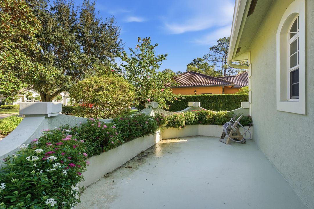 For Sale: $525,000 (3 beds, 3 baths, 2668 Square Feet)