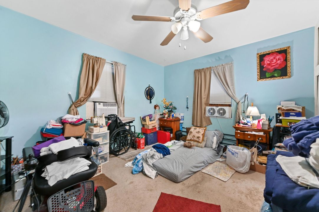 En Venta: $249,900 (2 camas, 1 baños, 1000 Pies cuadrados)