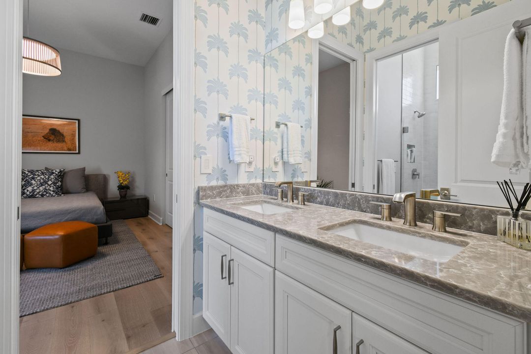 En Renta: $22,500 (4 camas, 3 baños, 3461 Pies cuadrados)