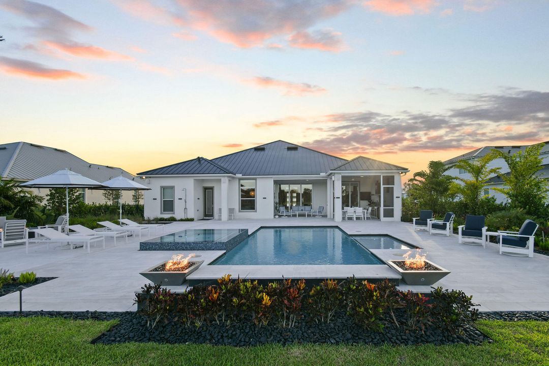 En Renta: $22,500 (4 camas, 3 baños, 3461 Pies cuadrados)